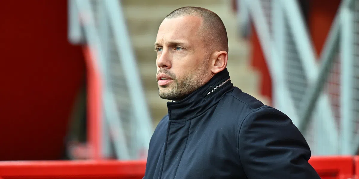 Vermoedelijke opstelling Ajax: Heitinga kiest vervanger van geschorste Taylor