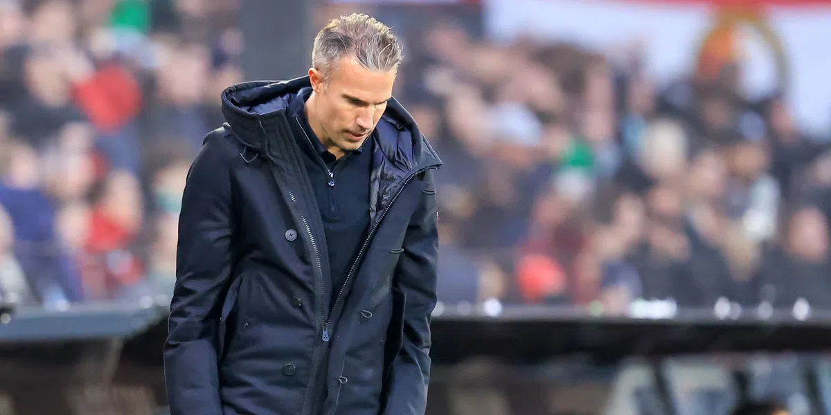 Wéér een klap voor Van Persie: nog twee Feyenoorders haken af voor Stuttgart-uit