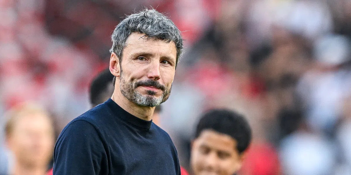 Van Bommel verklaart afwijzen Celtic: 'Zijn carrière is belangrijker'