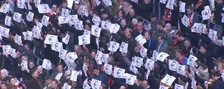 Antwerp-fans ook met statement op de Bosuil, eurotekens worden getoond