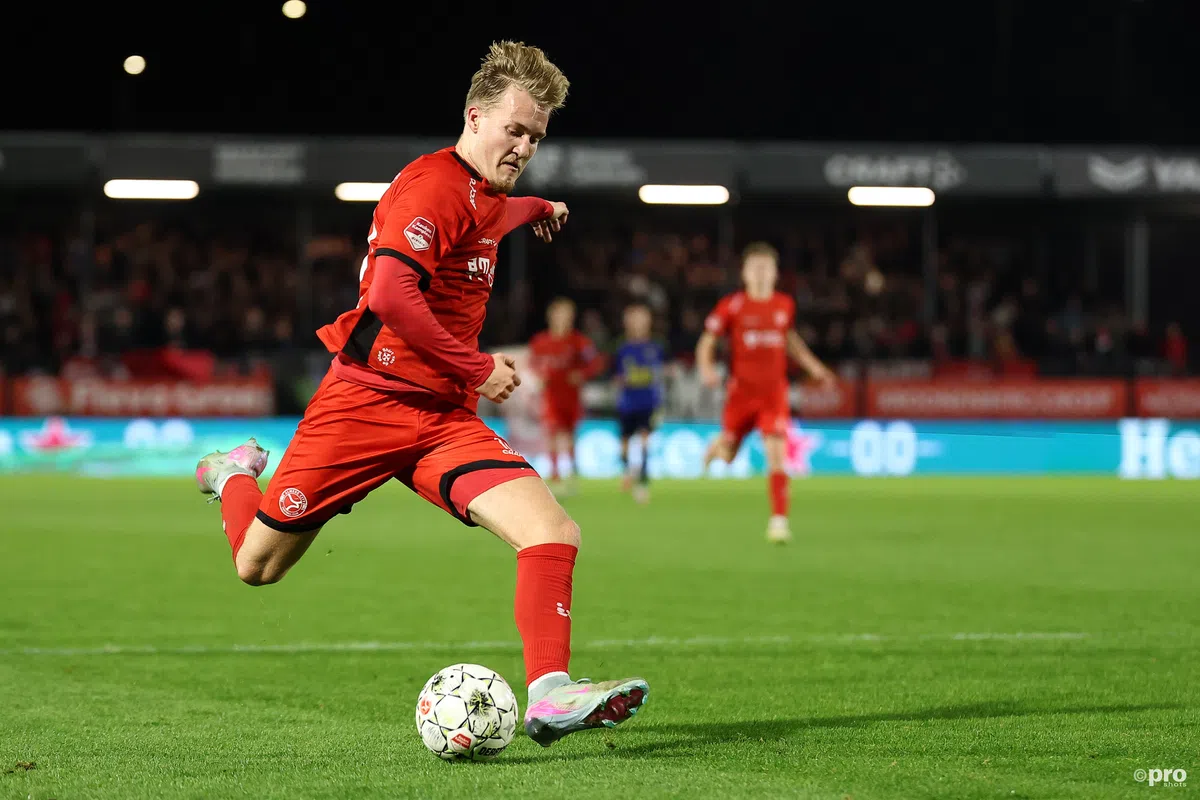 Kraay ziet scouts naam van Ajax-huurling noteren: 'Heeft iets moois en technisch'