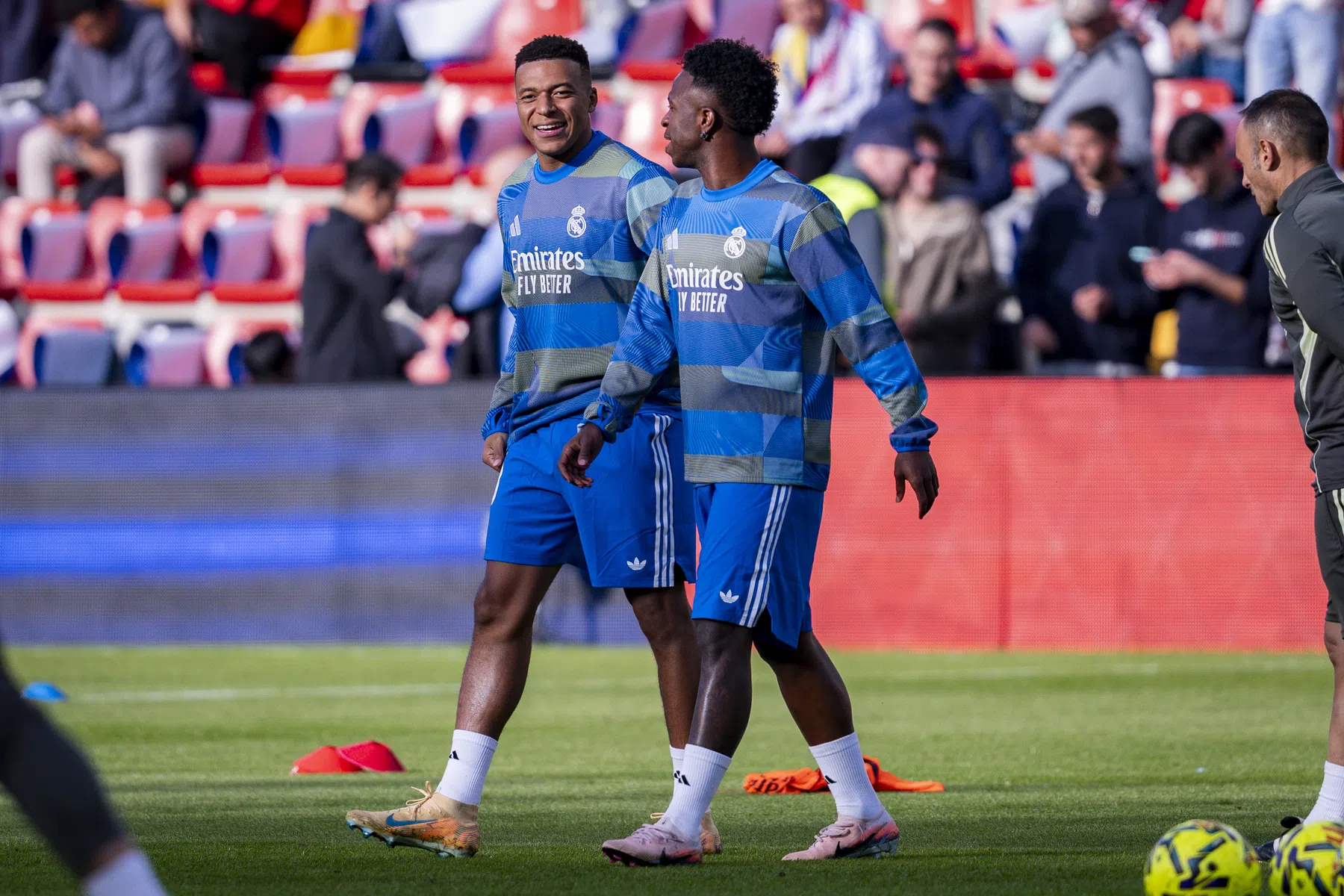 Real Madrid struikelt bij Rayo: 0-0 en Valverde geblesseerd