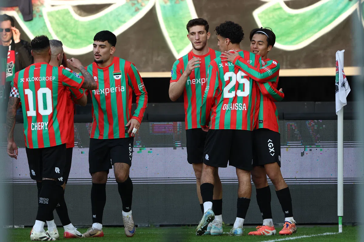 NEC viert 125-jarig jubileum in stijl: Japanners bezorgen Goffert een feestmiddag