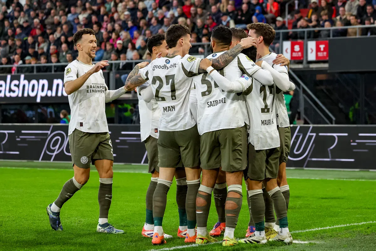 Praat mee op VP: AZ doet via uitgerekend Mijnans iets terug tegen PSV
