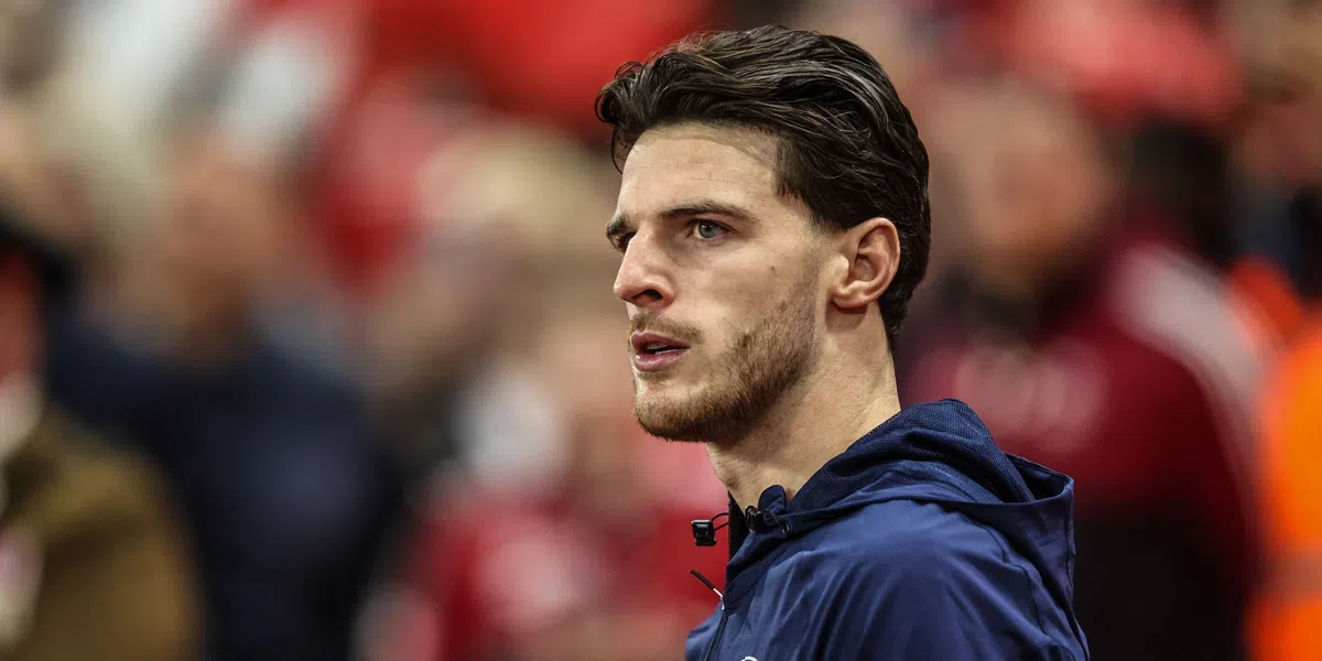 Nederlands toptalent (18) deelt panna uit aan Rice: 'Gelijk trap op mijn scheen!'