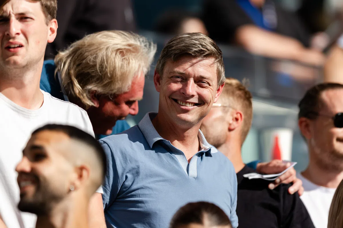 'Norwich City komt in zoektocht naar nieuwe trainer uit bij oud-Feyenoord-spits'