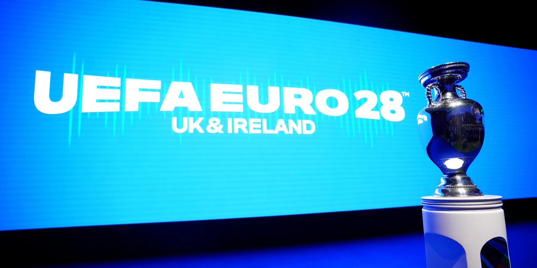 Geen Anfield en Old Trafford op EK van 2028