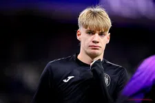 38 miljoen euro!? 'Europese topclubs ontketenen jacht op Nathan De Cat'