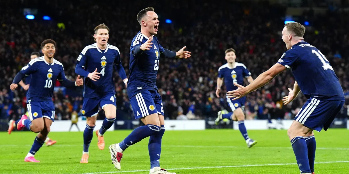 Schotland na bizarre thriller naar WK, ook België en Spanje stellen ticket veilig