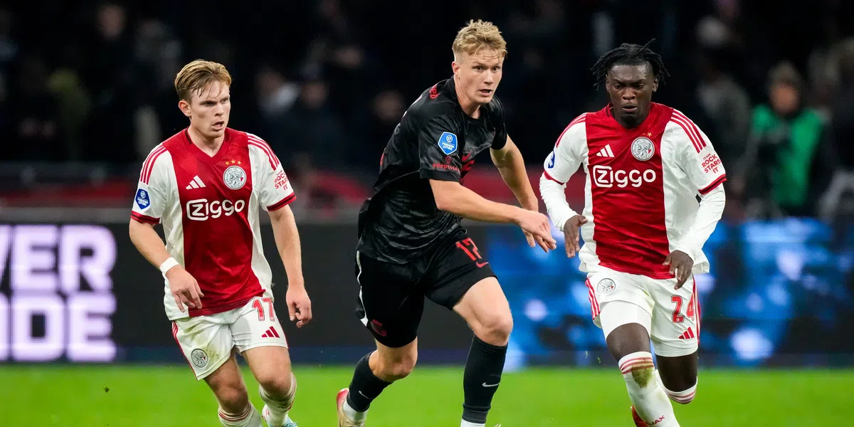 Ajax-fans verbaasd: A-selectiespeler duikt plots op in de basis bij Jong Ajax