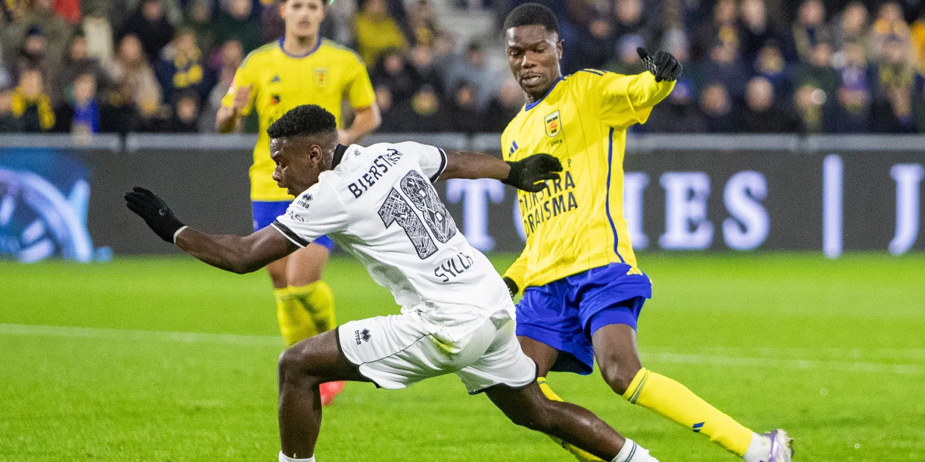 Cambuur wint van ADO, Olij klopt Ohio