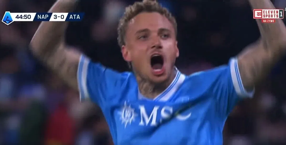 Ban is gebroken: emotionele Noa Lang maakt eerste doelpunt voor Napoli