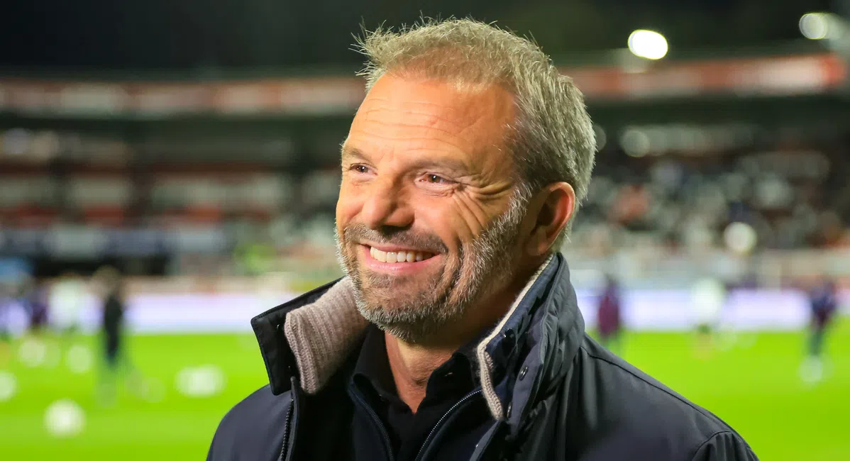 Steijn reageert op Ajax-exit Heitinga: 'Sta er iets relaxter in dan Bosz en Jans'