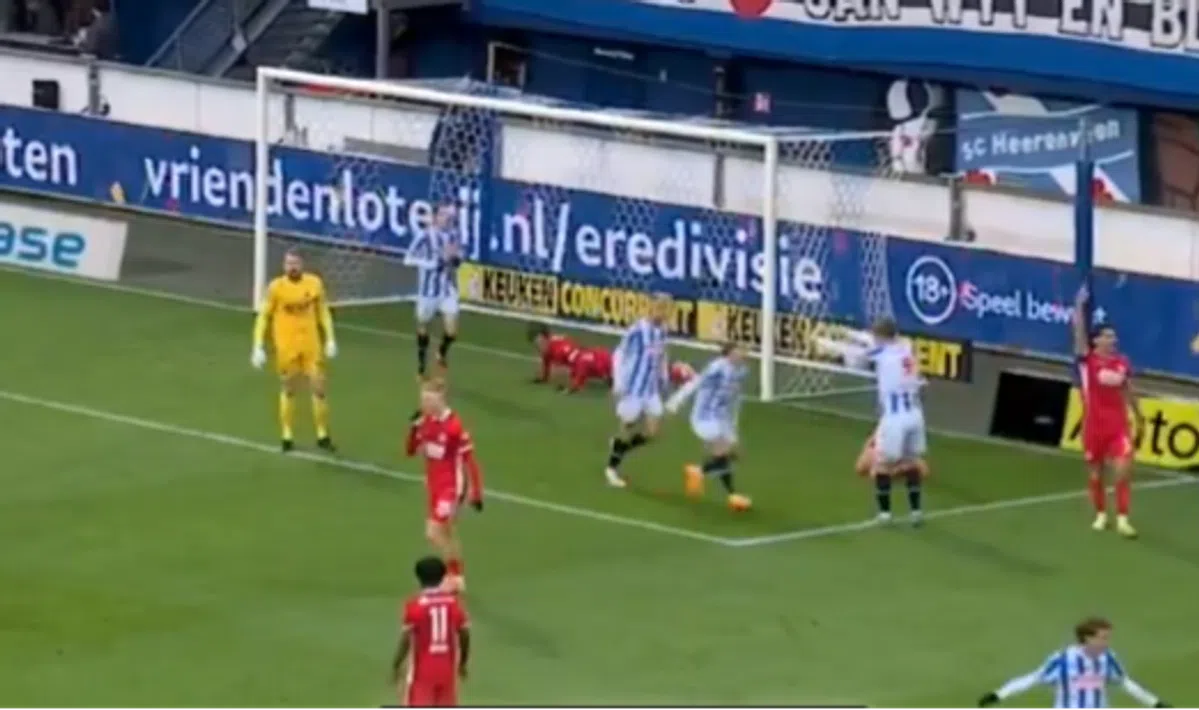 Heerenveen imponeert met tiki-taka goals tegen AZ: 'Genoten, echt schitterend'