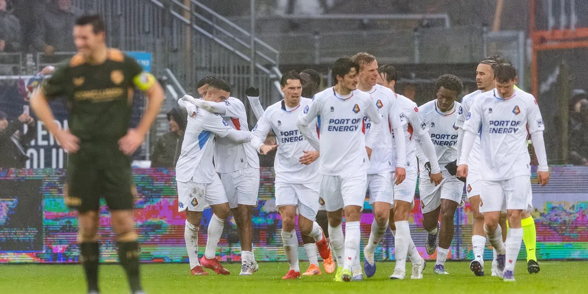 Zeer zwak FC Utrecht pakt op het nippertje een punt bij Telstar