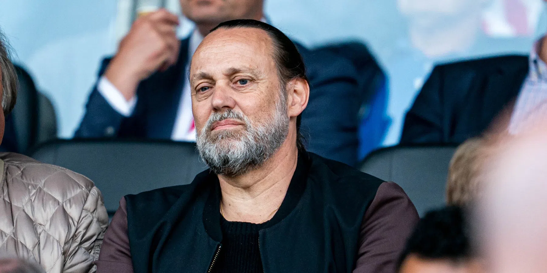 Hugo Borst haalt uit naar KNVB: 'Krankzinnig'