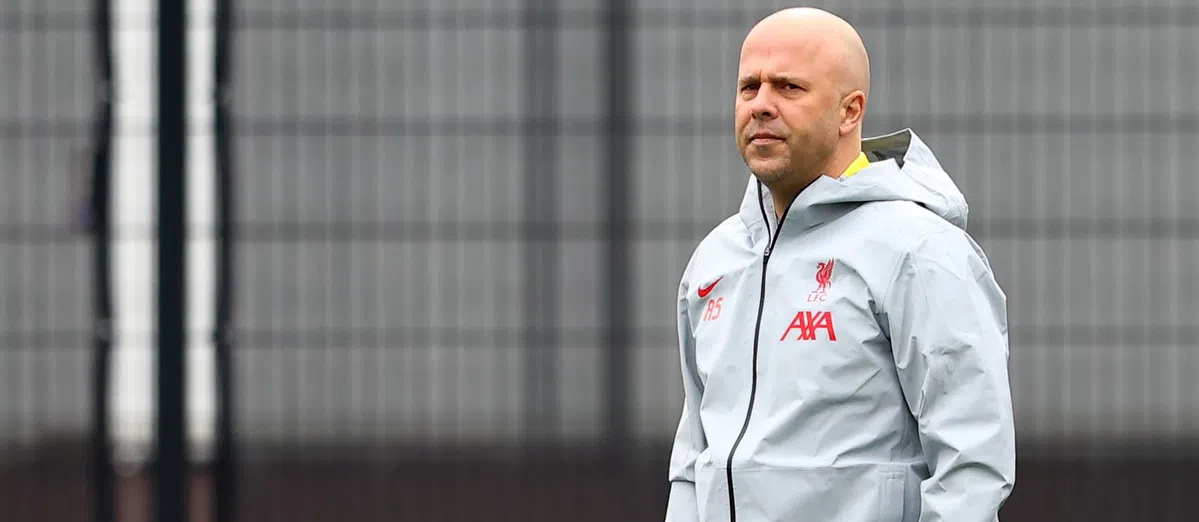 The Athletic voert druk op bij Slot: 'Wanneer komt zijn positie wel in gevaar?'