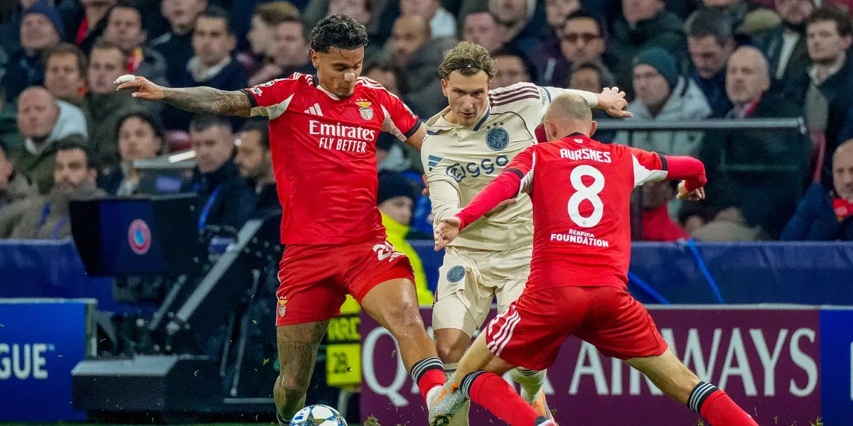 Kijkers Ajax - Benfica kraken massaal zelfde speler: 'Belachelijk wat hij doet'