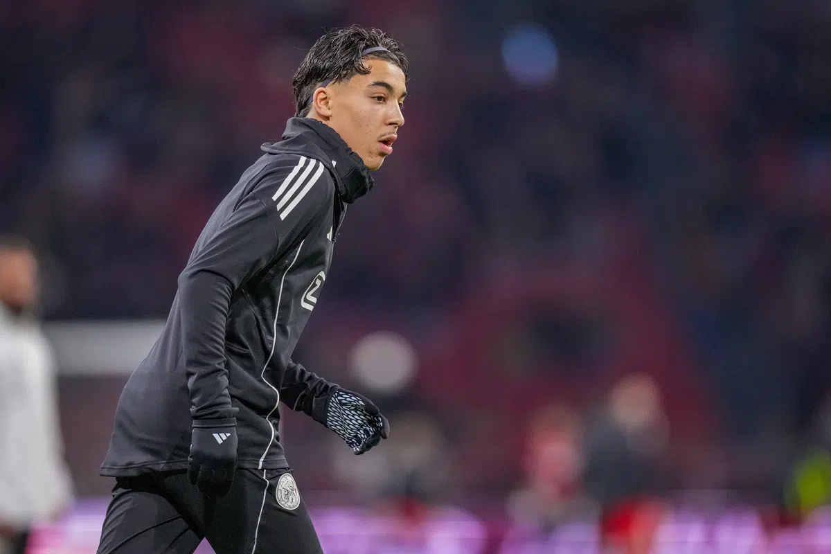 Ajax-fans unaniem eens over dé uitblinker: 'Hij mag nooit meer uit de basis'