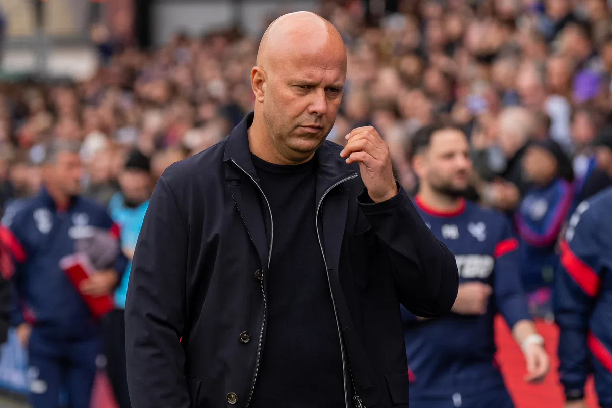 Situatie Slot besproken bij Voetbalpraat: 'Afgaande op perspectief, is het klaar'