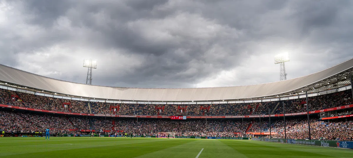 'Applaus én argwaan bij fans tijdens presentatie veelbesproken Kuip-plan'