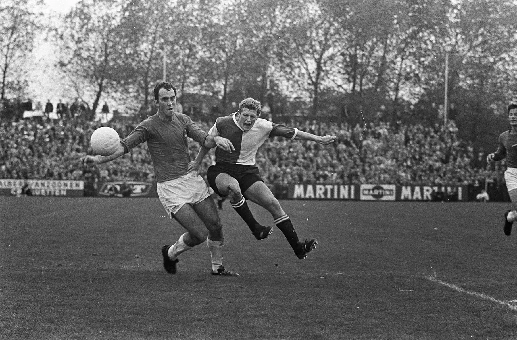 Heeft Telstar ooit in eigen huis van Feyenoord gewonnen? 