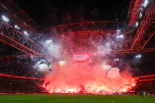 Thumbnail for article: Ajax identificeert verdachten na vuurwerk tegen FC Groningen én doet aangifte