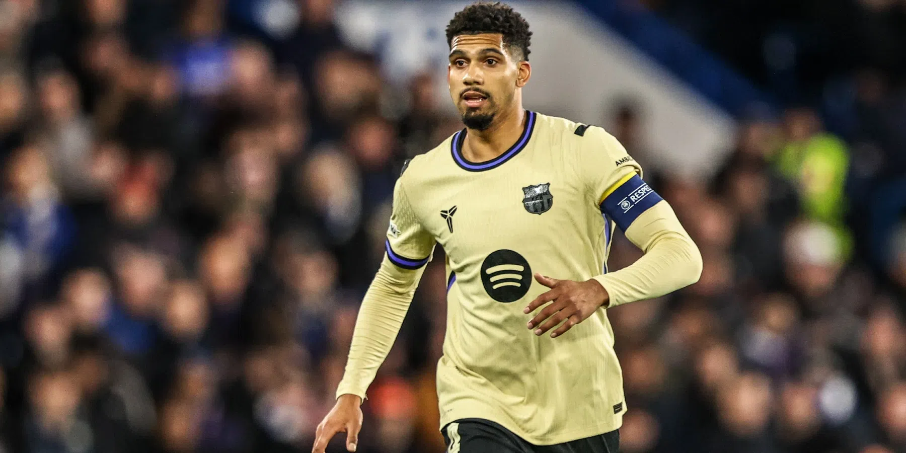 Barça-speler Araujo op spirituele trip naar Israël