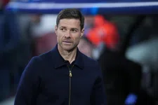 Thumbnail for article: Real Madrid-fans maken mening over Alonso duidelijk met veelzeggende spandoeken