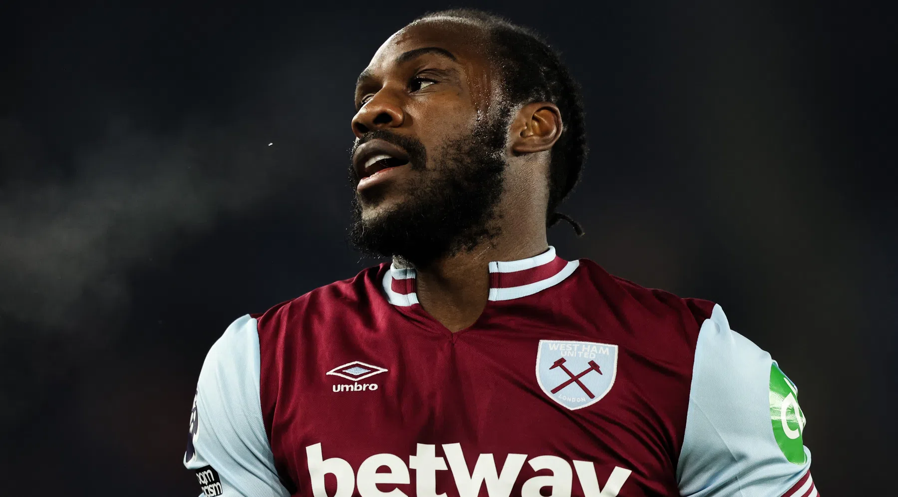 Michail Antonio traint mee bij Leicester na horrorblessure