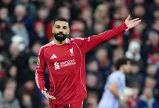 Slot en Liverpool winnen, Salah breekt bijzonder Premier League-record bij rentree