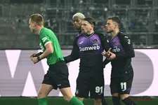 Thumbnail for article: Goto scoort, RSCA-fans furieus over penalty: ‘Wat een klucht, Lothar Stront’  