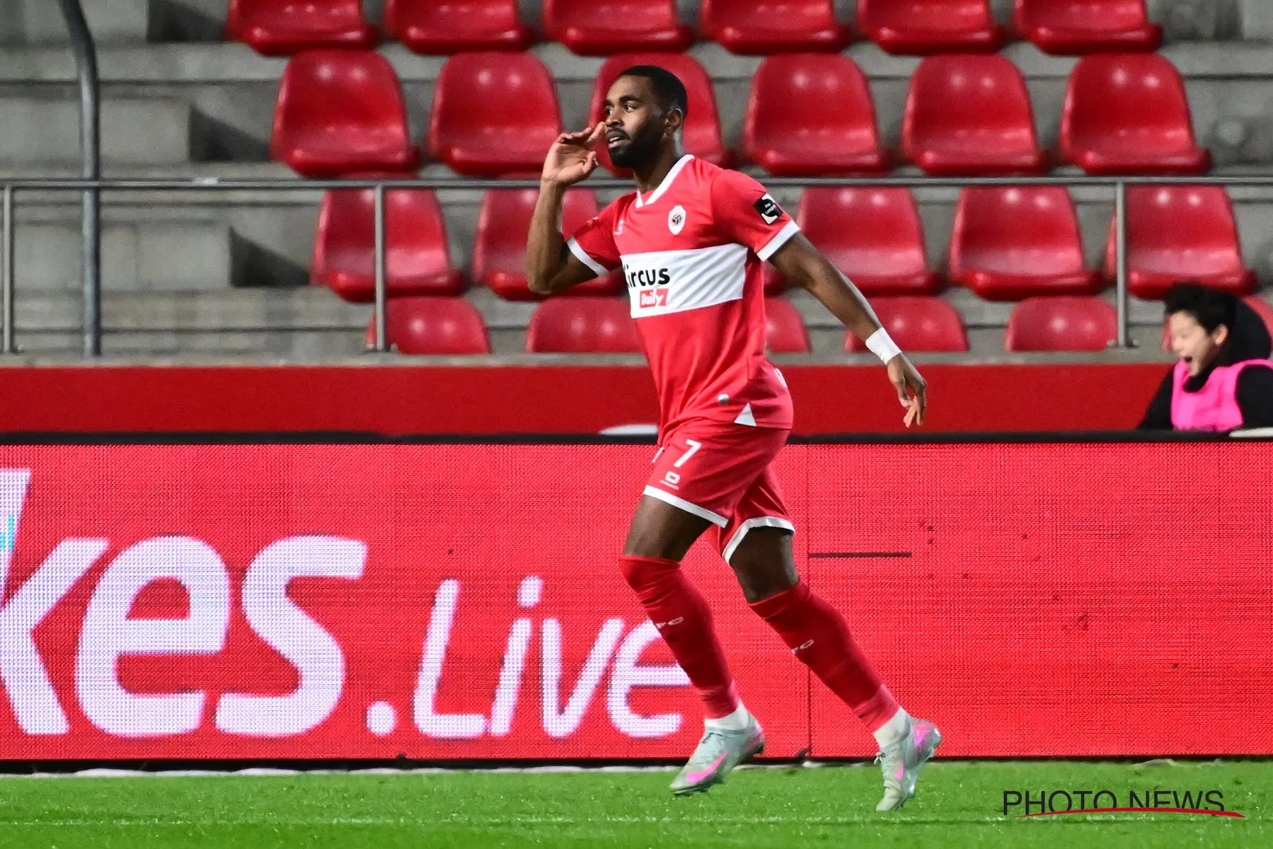 Gyrano Kerk maakt grote indruk bij Royal Antwerp FC