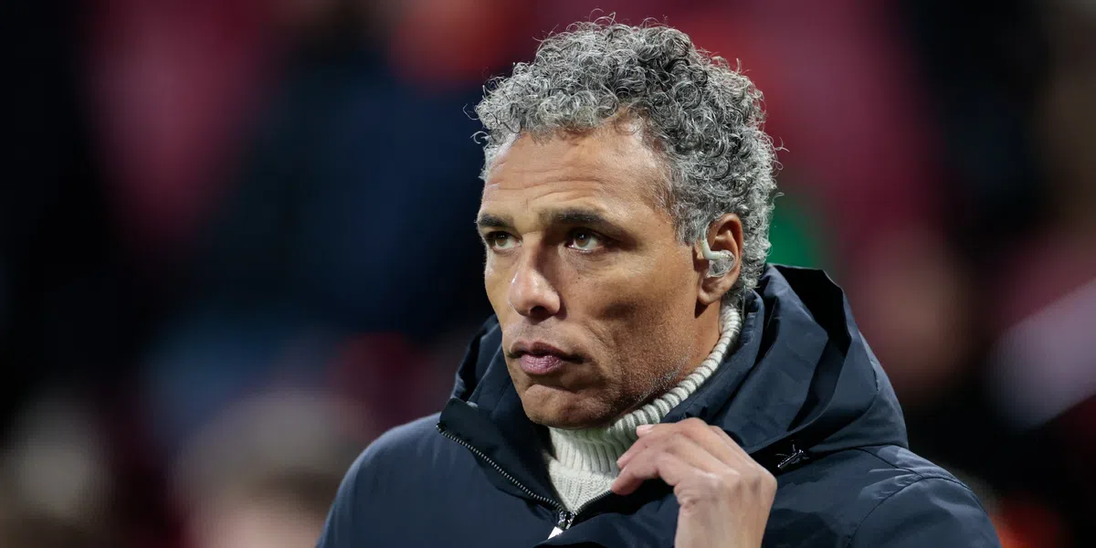 Van Hooijdonk streng voor Ajax-talent Bounida: 'Ik zou hem bij zijn strot pakken'