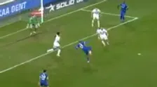 Thumbnail for article: GOAL: Goore komt los van de grond en pakt uit met fraaie volley bij Gent 