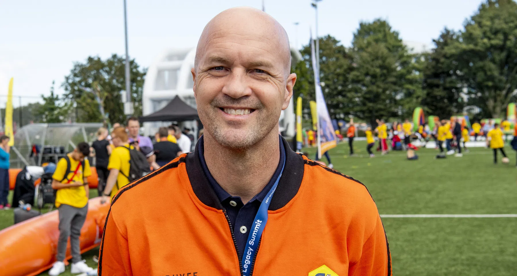 Lindenbergh en Musampa willen dat Cruijff nieuwe 6 naar Ajax haalt