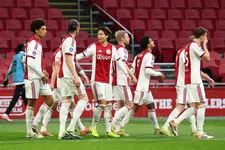 Thumbnail for article: Ajax begint 2026 goed met een ruime oefenzege op Belgische laagvlieger