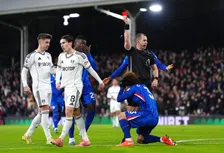 Thumbnail for article: Rosenior kijkt toe bij volgende Chelsea-zeperd, Simons toont klasse bij nederlaag