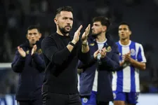 Thumbnail for article: Farioli blijft FC Porto trouw na droomstart en verlengt zijn contract