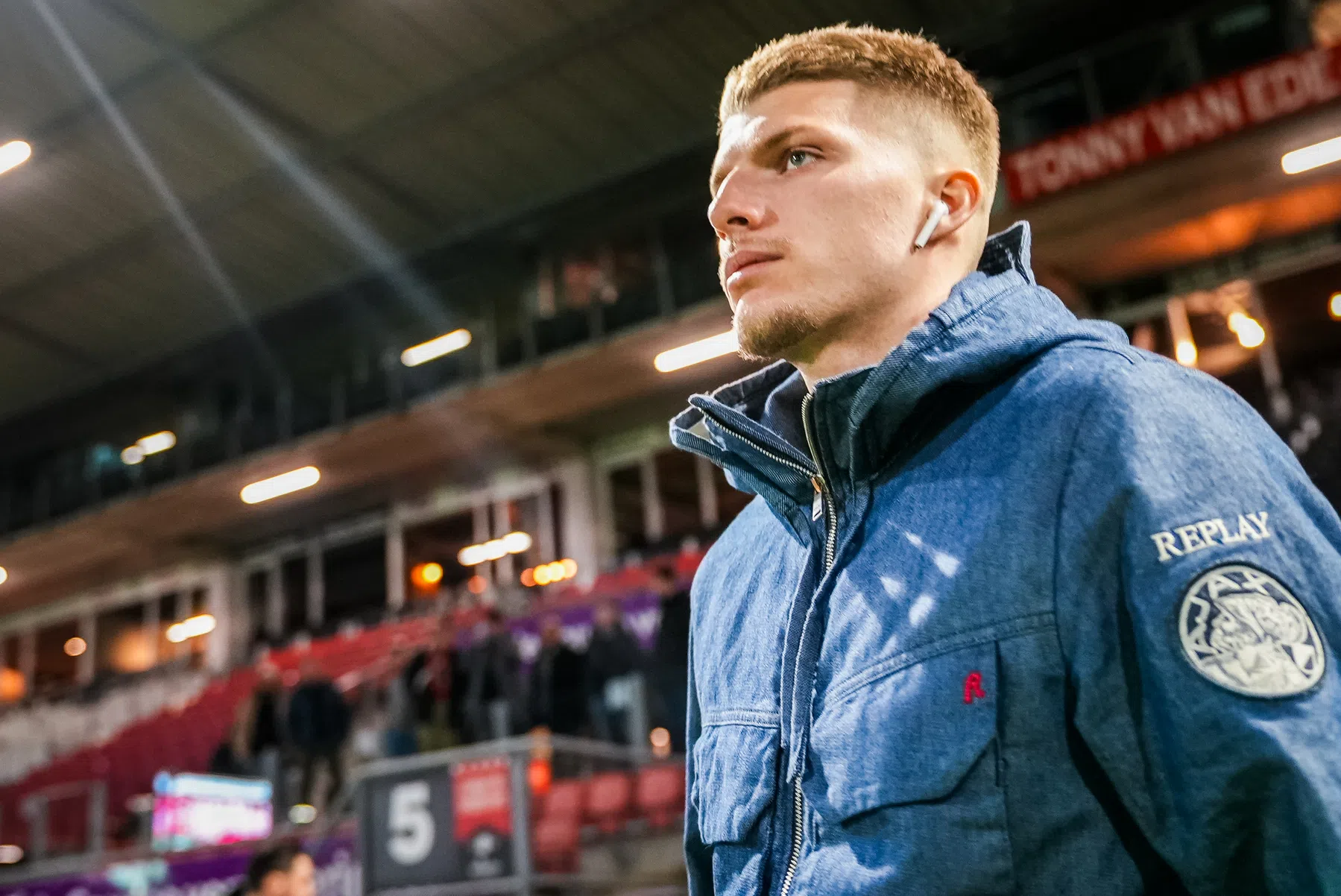 Ajax staat open voor winterse transfer Anton Gaaei