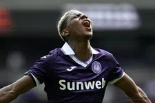 Thumbnail for article: ‘Drie Spaanse clubs kloppen bij Anderlecht aan voor Angulo’ 