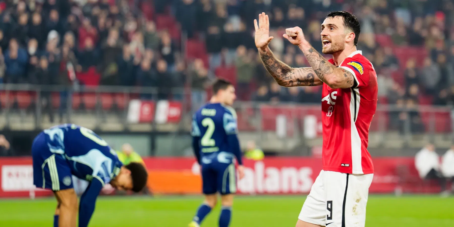 AZ-spits Troy Parrott over hattrick tegen Ajax