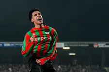 Thumbnail for article: 'NEC-smaakmaker Ouaissa valt op: clubs uit drie landen tonen interesse'