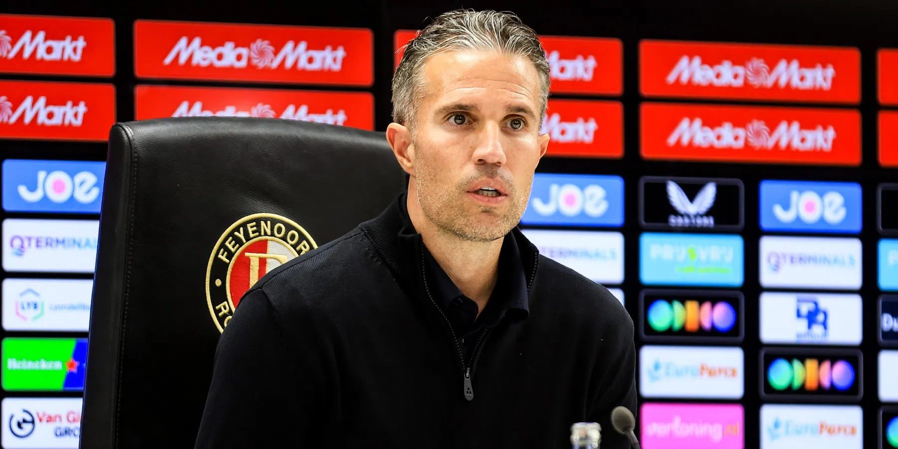Van Persie enthousiast over St. Juste-transfer