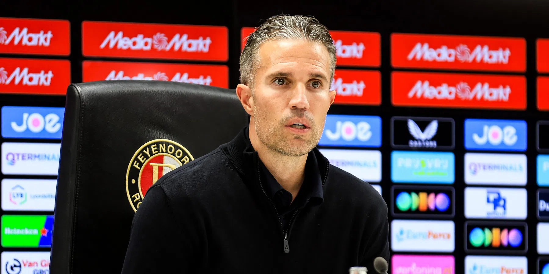 Ahmedhodzic in de bres voor Feyenoord-trainer Van Persie