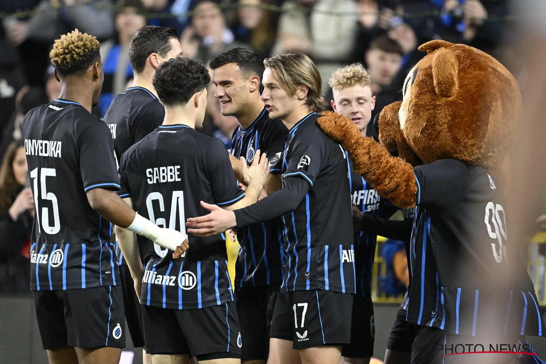 Fans zien extreme dominantie Club Brugge tegen Zulte Waregem