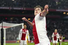 Thumbnail for article: Ajax-fans lyrisch: 'Kunnen niet zonder hem, maak hem captain'