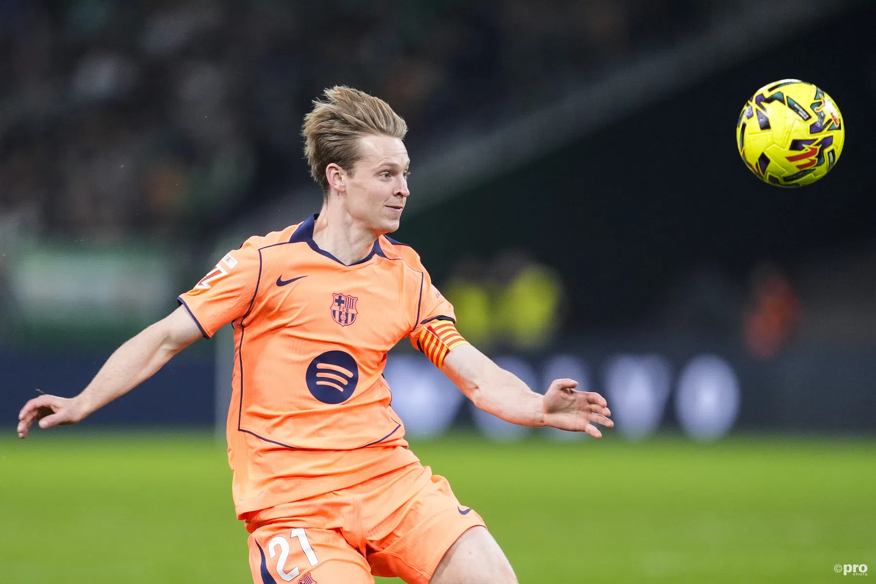 Frenkie de Jong geprezen door Spaanse media bij Barcelona