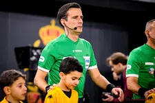 Thumbnail for article: Ex-refs steunen Lambrechts voor Standard-Anderlecht: “Hij heeft alle troeven”
