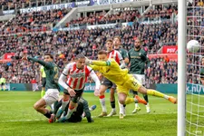 Thumbnail for article: PSV-fans scanderen massaal dezelfde drie woorden na droomstart tegen Feyenoord